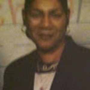 Meet your Posher, Antonette